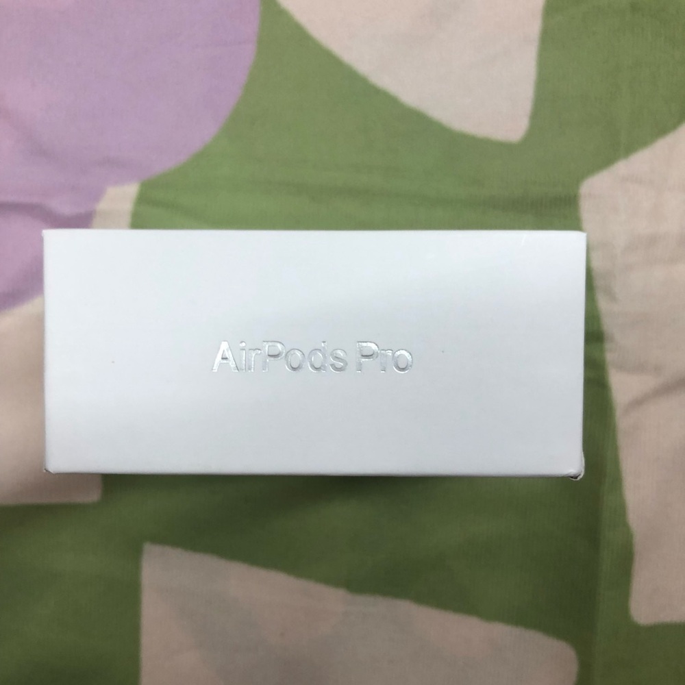 Apple AirPods Pro 2nd Gen w/ Wireless Charging Case - Sealed - Picture 4 of 5